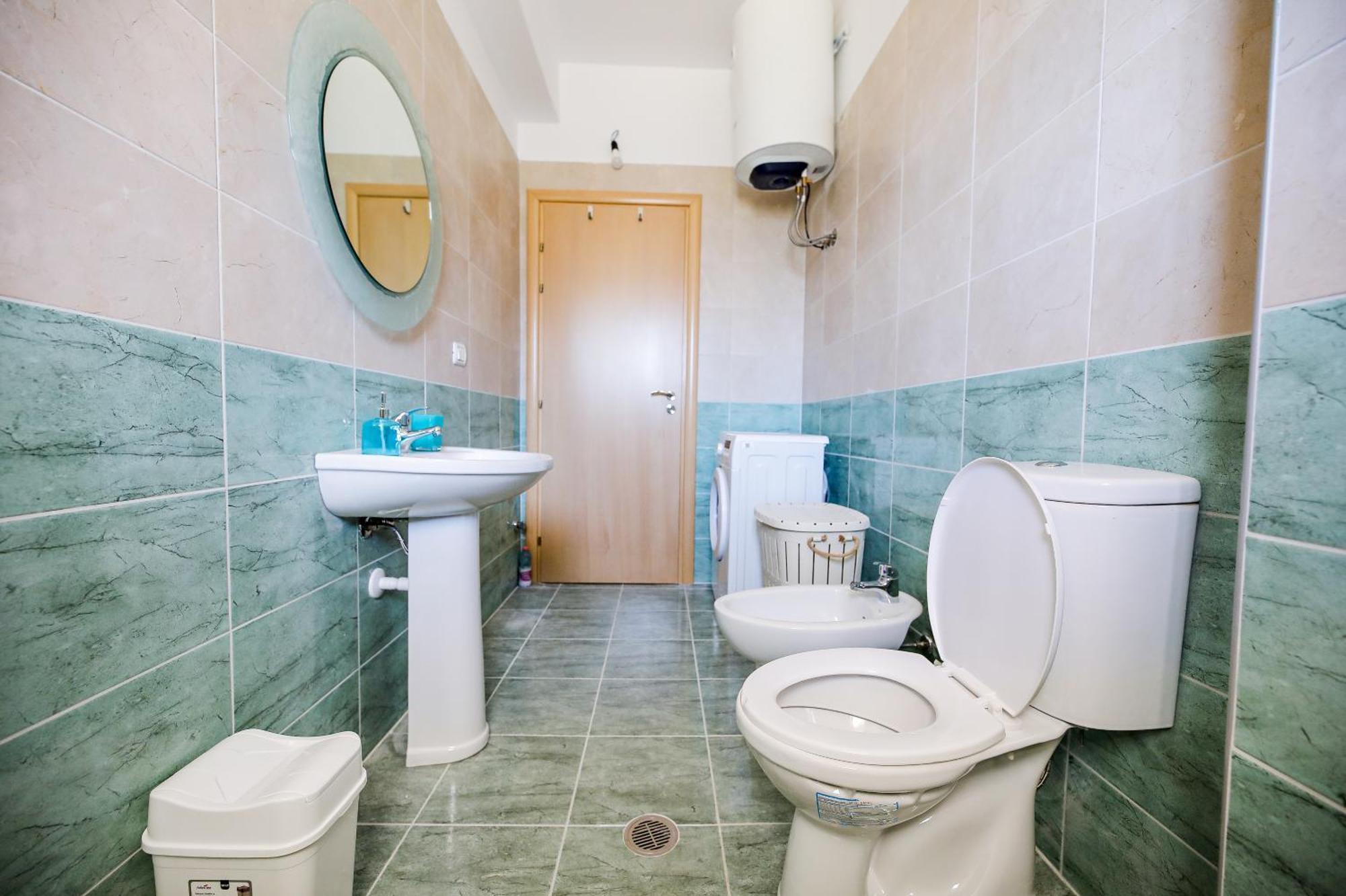 Sea Gem Apartment Vlorë Exteriör bild